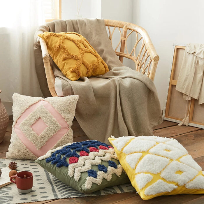 ASTRA Geometric Pillow Cover